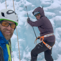 Eisklettern an einem gefrorenen Wasserfall, Jahresrückblick 2020