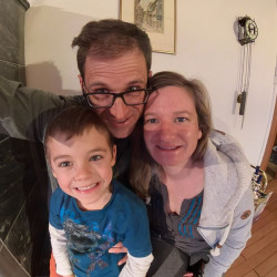 Familienfoto im Hausflur, Jahresrückblick 2020