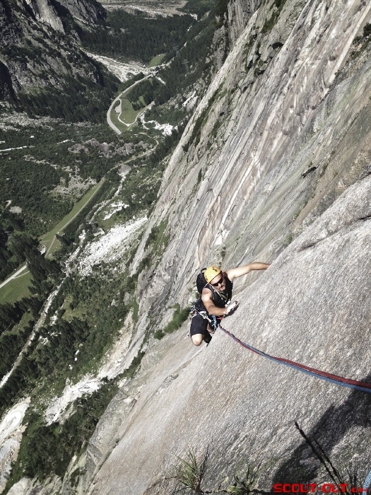 Plattenkletterei am Grimsel. Mehr unter: http://www.hikr.org/tour/post68283.html