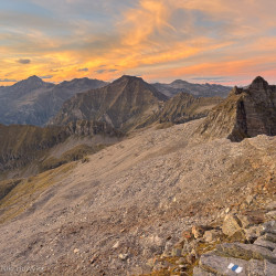 Gezackte Gipfel im Morgenrot, Via Alta Crio