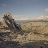 Markanter Felszahn über einem Karrenfeld, Alpstein