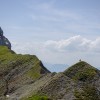 Grasgrat mit Personen auf dem Gipfel, Alpstein