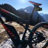 E-Mountainbike vor Bergpanorama