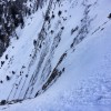 Steile verschneite Flanke mit Spur, Fluebrig